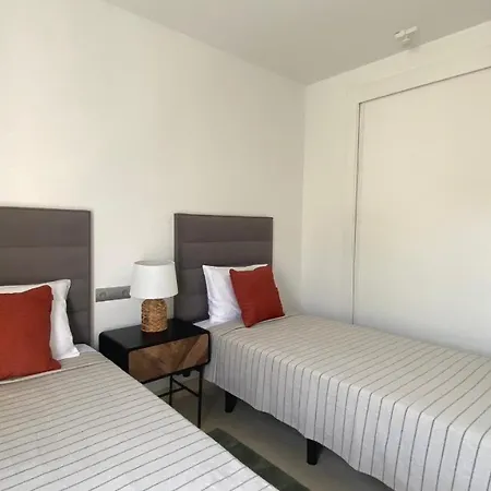 De 2 Chambres Avec Vue Sur Mer Et Sur Montagne A Benahavis *