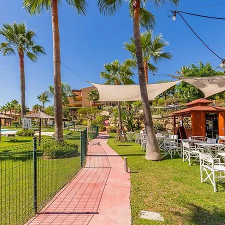 Apartment De 2 Chambres Avec Vue Sur Mer Et Sur Montagne A Benahavis Estepona