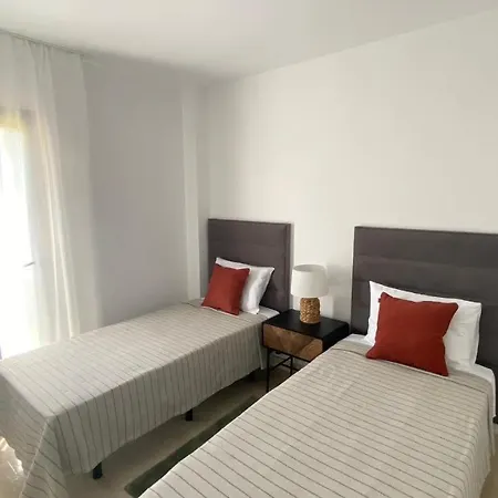 De 2 Chambres Avec Vue Sur Mer Et Sur Montagne A Benahavis Apartment