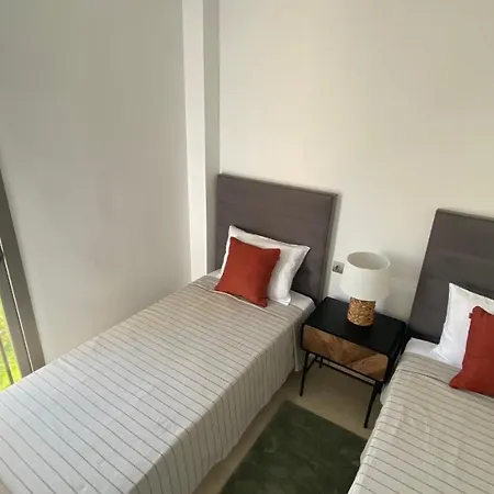 De 2 Chambres Avec Vue Sur Mer Et Sur Montagne A Benahavis Apartment Estepona